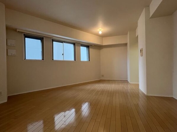 ジェイピーノイエ小石川(JP noie 小石川富坂)の物件内観写真